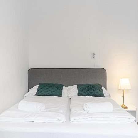 Attractive 2 Bedroom Apt. Near Vienna Akh Ideal For All Экстерьер фото